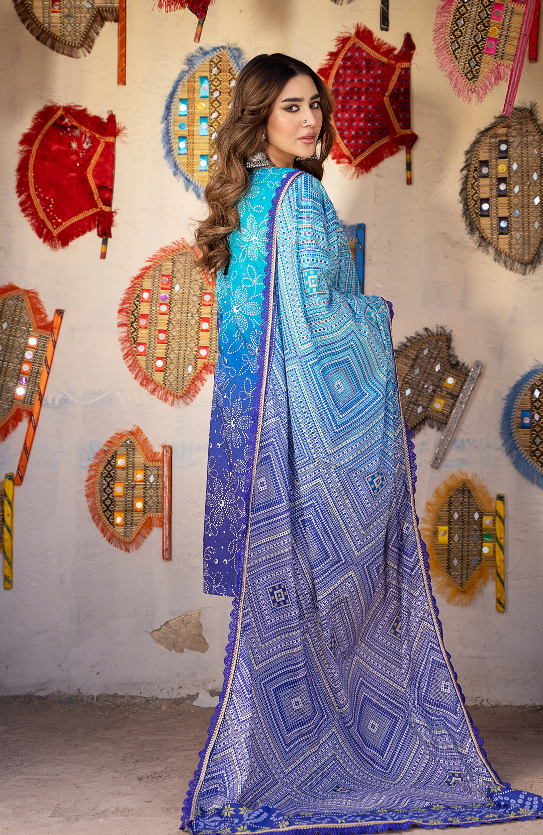 Chunri Print Lawn 3pc Suit-MSH-24-10 Chunri Print Lawn 3pc Suit-MSH-24-10 - Image 2