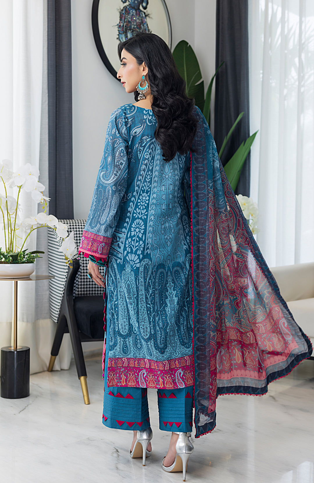 Digital Print Lawn 3pc Suit-CDC-V4-24-09 Digital Print Lawn 3pc Suit-CDC-V4-24-09 - Image 3