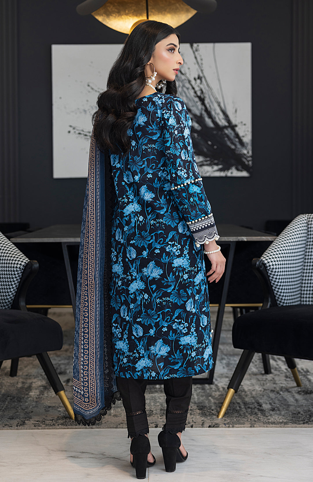 Digital Print Lawn 3pc Suit-CDC-V4-24-09 Digital Print Lawn 3pc Suit-CDC-V4-24-09 - Image 2