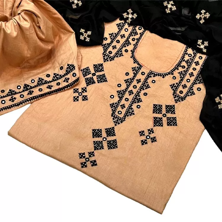 Handmade Sindhi Hurmicho Embroidery Work 3pc Suit Handmade Sindhi Hurmicho Embroidery Work 3pc Suit