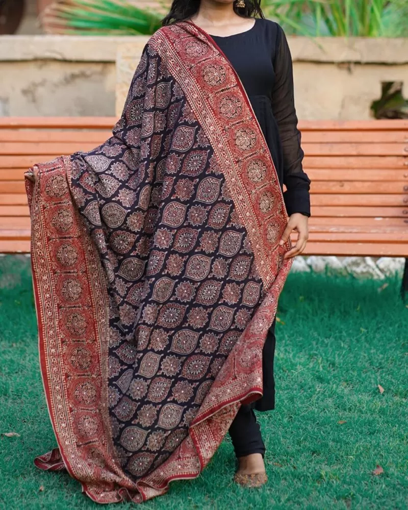 Ajrak Chaadar-Black D44