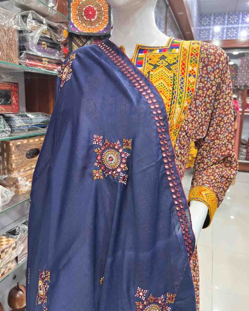 Sindhi Balochi Embroidered Chadar